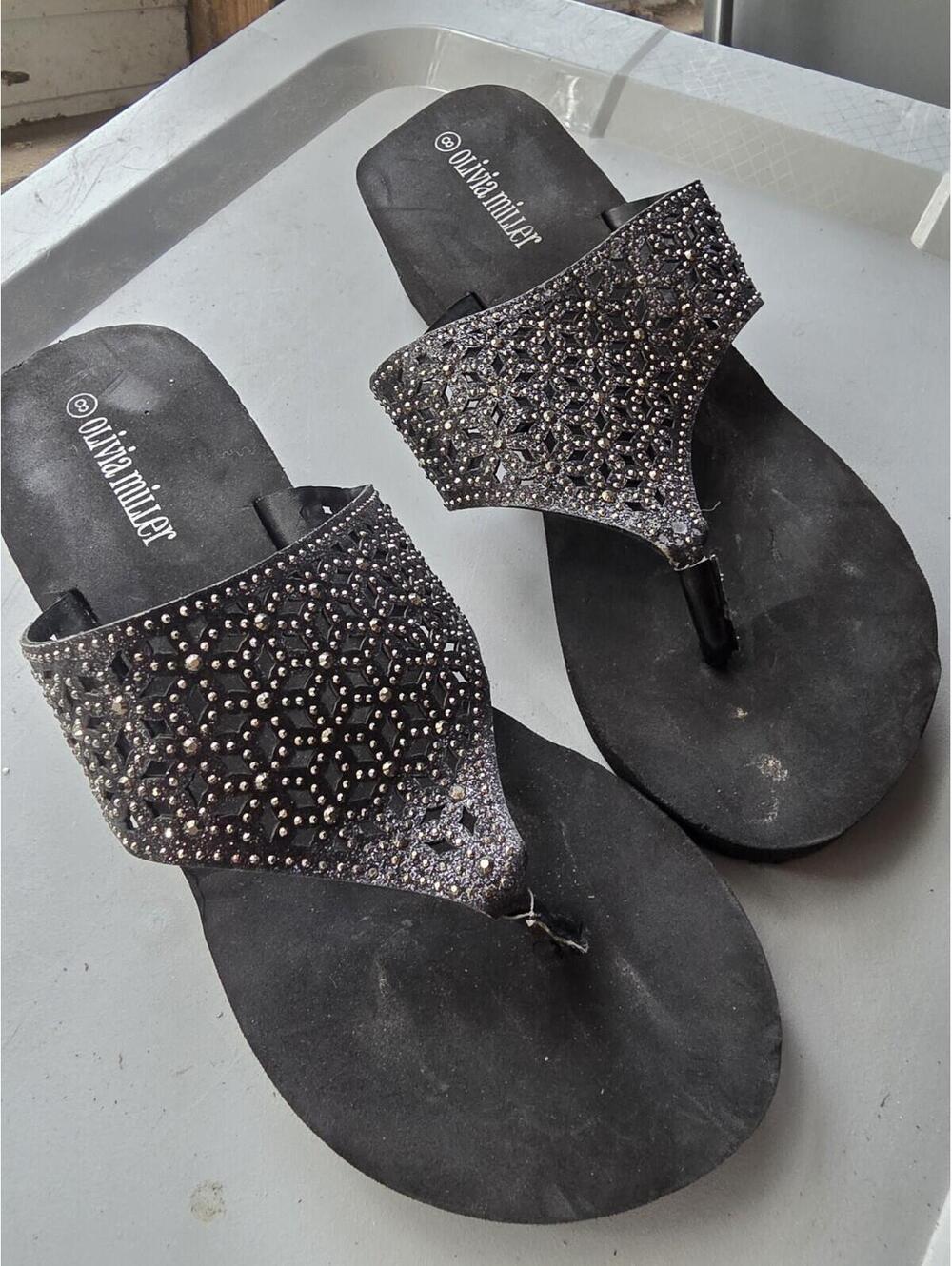 Olivia Miller Black  Shiny Beaded Slip-on Wedge Flip Flop Sandals Sz 8 []